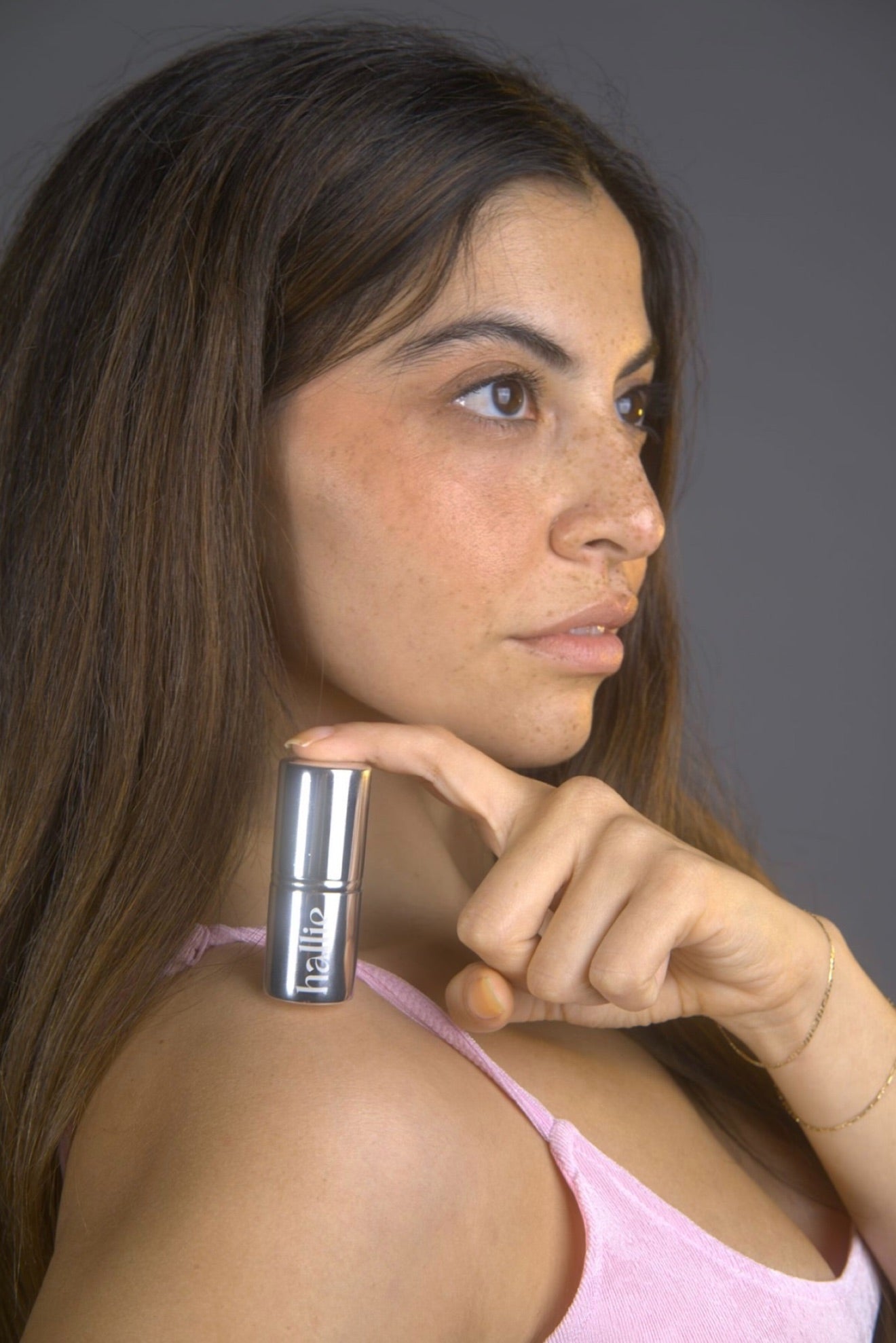 Covered Compact Blush Brush